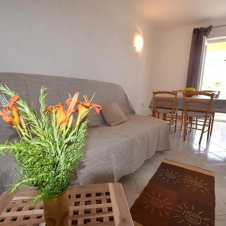 Karuza Apartment *